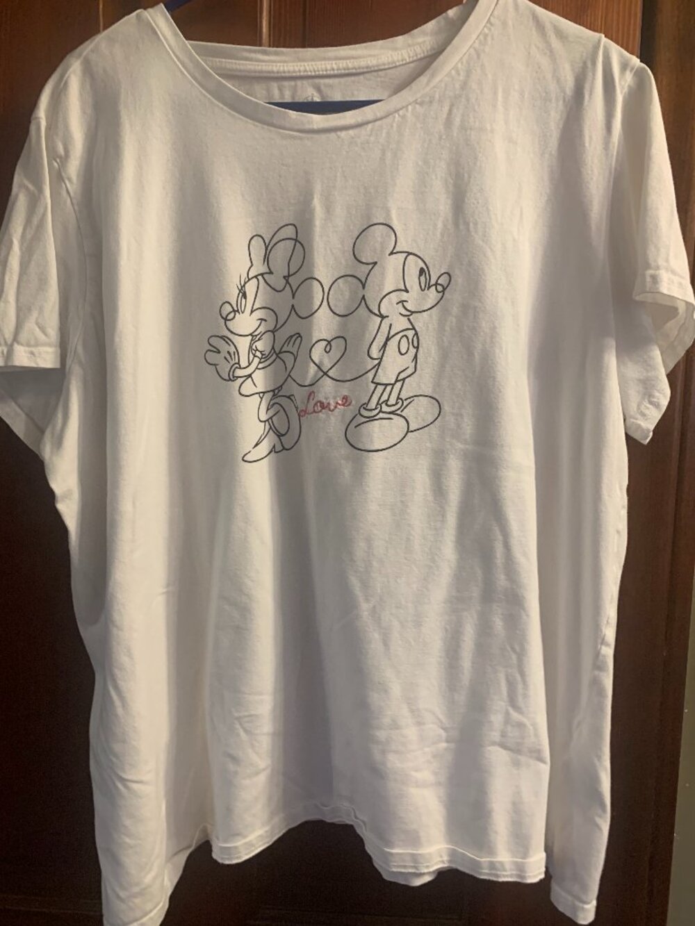 Mickey & Minnie Love is White Women's Size 1X Short Sleeve T Shirt